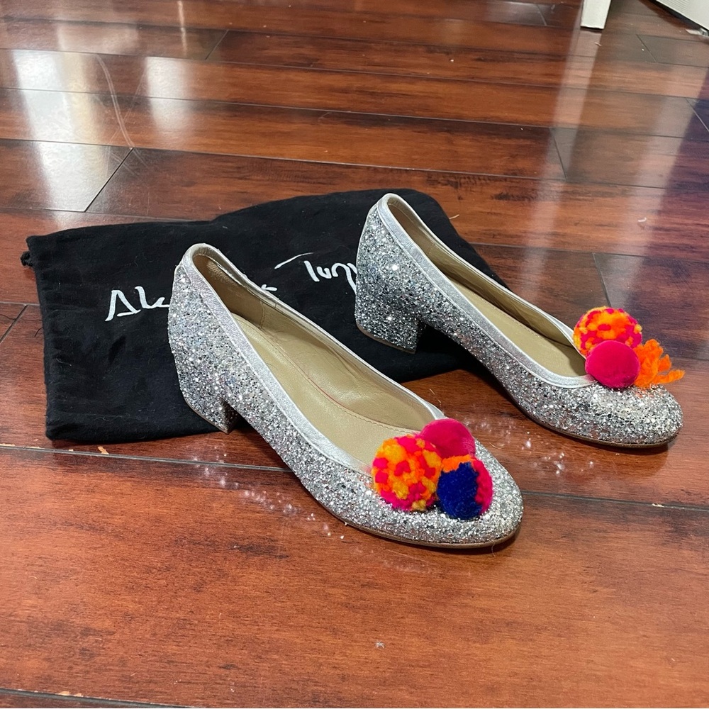 Alameda Turquesa Silver Glitter block heel with pom poms